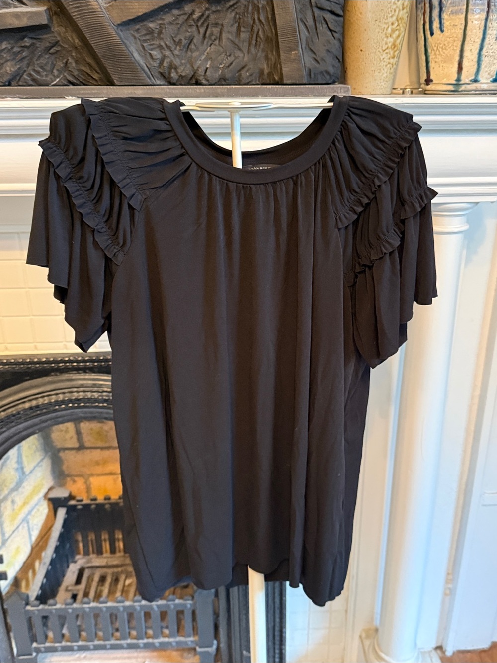 Banana Republic  Ruffle Sleeve Short-Sleeve Top- worn once- excellent condition